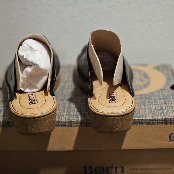 Born Brand New Clogs Women's Black Leather Slip-On Shoes - Picture 5 of 7